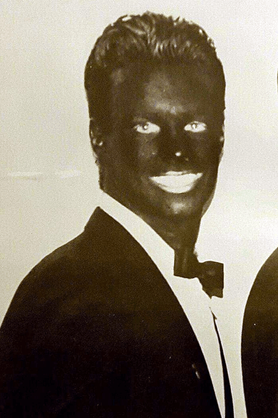 加拿大相声演员大山为35年前涂黑脸扮黑人道歉（组图） - 1