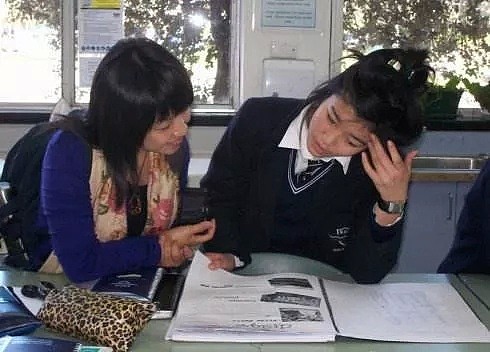 愤怒！华裔中学生在澳学校竟遭到不公平对待！用一句话怼回后，结果却令人哭笑不得…… - 1