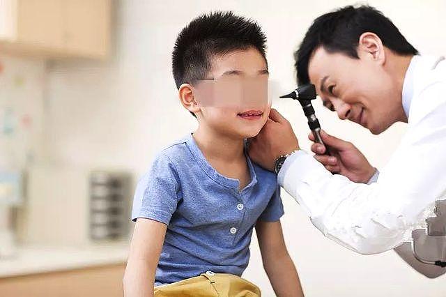 6岁男孩耳朵突然聋了 孩子脸上鼓个包要小心！（组图） - 3