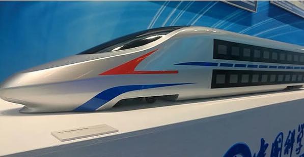 中国未来双层高铁动车曝光：时速350km没问题(图)