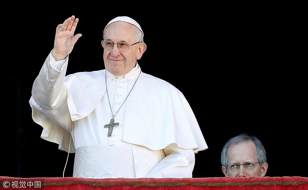 教皇方济各表示将继续处理神职人员性侵事件和生育子女的问题。（图：视觉中国）