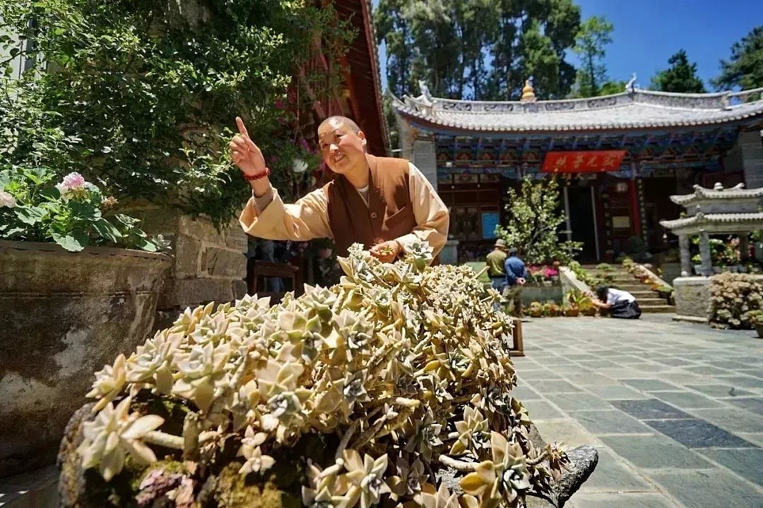 中国最美的尼姑庵，不烧香只种花，看一眼就想出家！韩红也慕名而来（组图） - 63