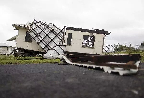 多家官媒发布预警：二级风暴登陆昆州，布里斯班将迎来狂风暴雨，部分地区或遇洪水 - 6