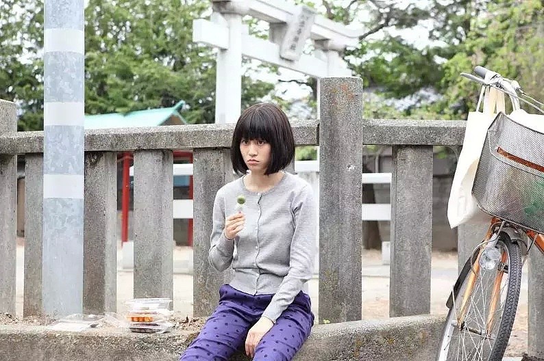 日本女优躺着演完整部电影，膝盖上全是箭...（组图） - 20