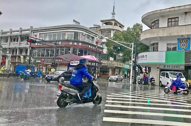 我在横店送外卖：有些演员恨不得我们送到床头（组图） - 1