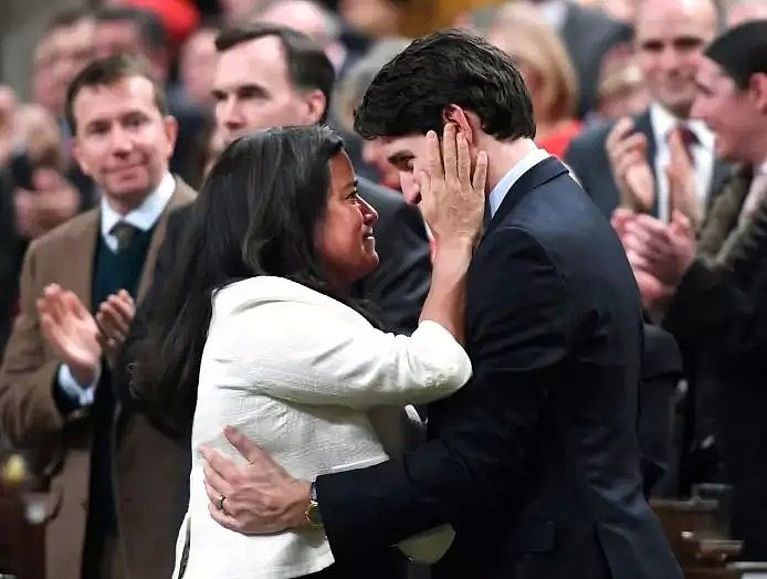 加拿大正在上演宫斗大戏：史上最帅总理要被这个女人搞垮了！（组图） - 22