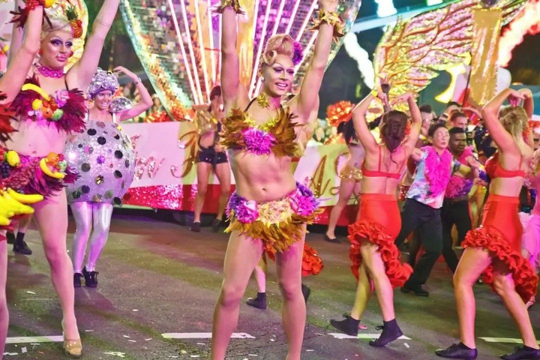 悉尼Mardi Gras就在今晚！华人方阵彩排独家曝光！长腿翘臀，彻夜狂欢，路线攻略大详解！ - 83