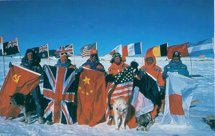 拔牙、断粮、被雪埋…29年前，这个中国人完成人类历史上最危险徒步穿越（组图） - 17