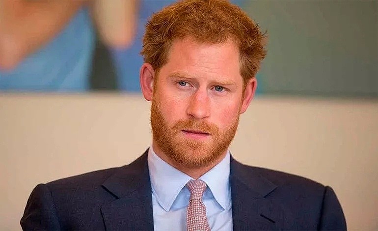 为什么整个英国皇室里，只有哈里王子是红头发的？莫非…（组图） - 2