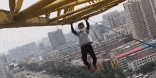 作死！有人在市中心楼顶干这事 23岁华人小哥坠楼惨死！（视频/组图） - 15