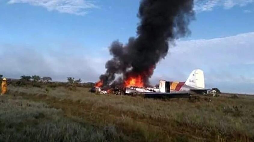 哥伦比亚境内一飞机坠毁 12人死亡（图） - 1