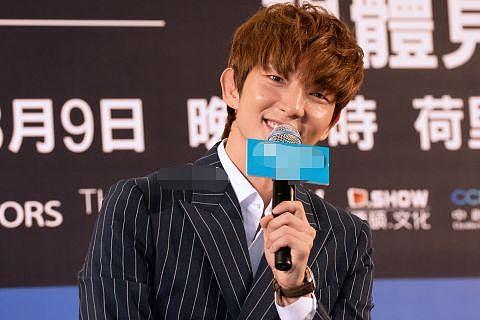 36岁李准基办巡演，粉丝尖叫欧巴跟我回家，李准基：我也想去