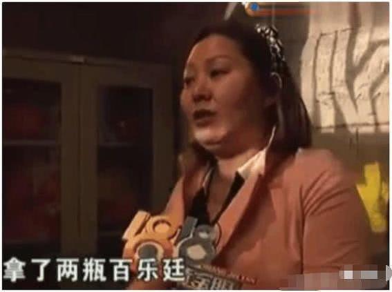 三位富婆KTV点了三个男模, 凌晨酒醒来后女子崩溃了!