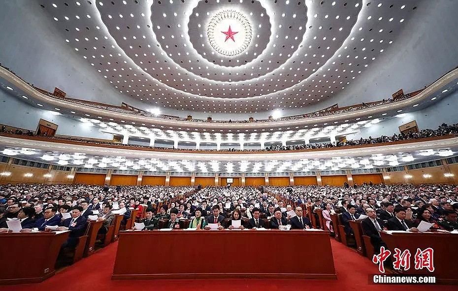 海外侨胞列席政协大会：乐见中国走近世界舞台中央（图） - 2