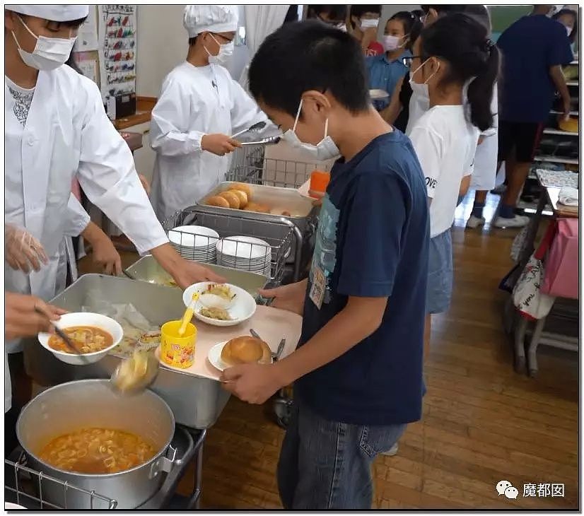 震撼！日本学生午餐全流程 简直让中国汗颜（视频/组图） - 16