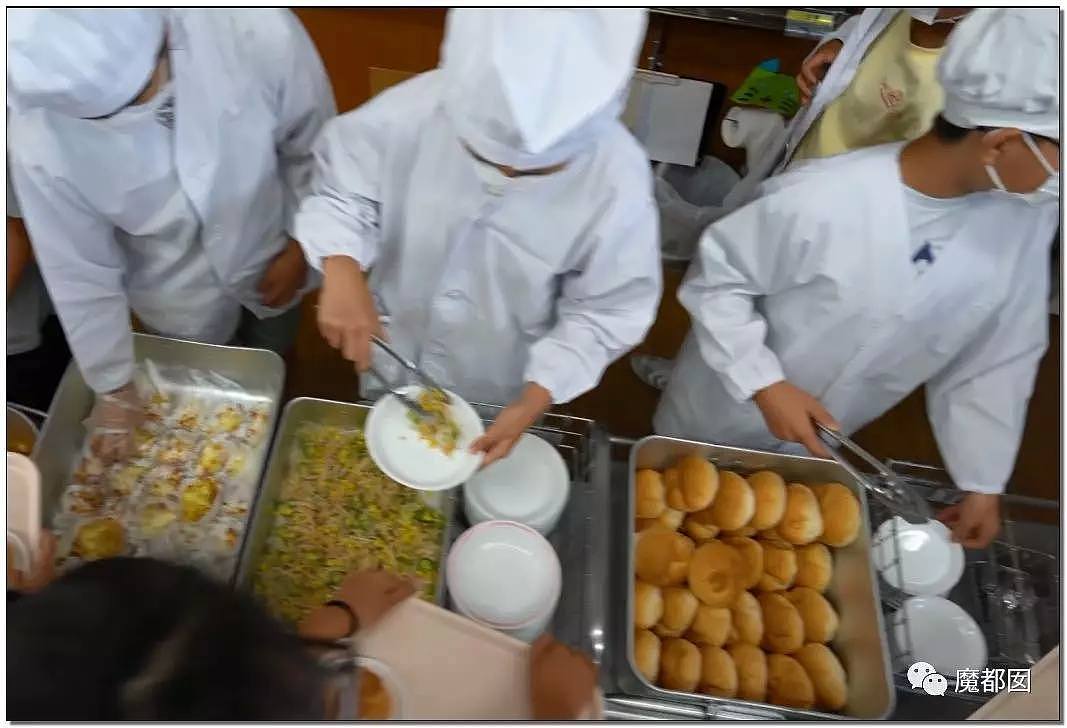震撼！日本学生午餐全流程 简直让中国汗颜（视频/组图） - 17