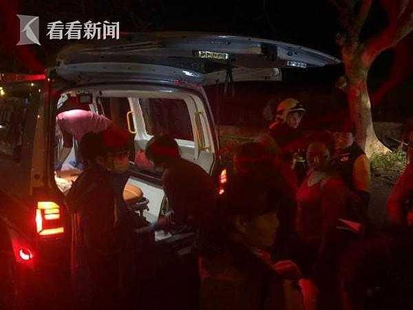 台湾花莲2辆游览车擦撞 10名大陆游客受伤送医（组图） - 2