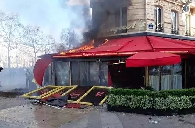 巴黎街头火光冲天：万人打砸抢 香榭丽舍变战场（视频/组图） - 7
