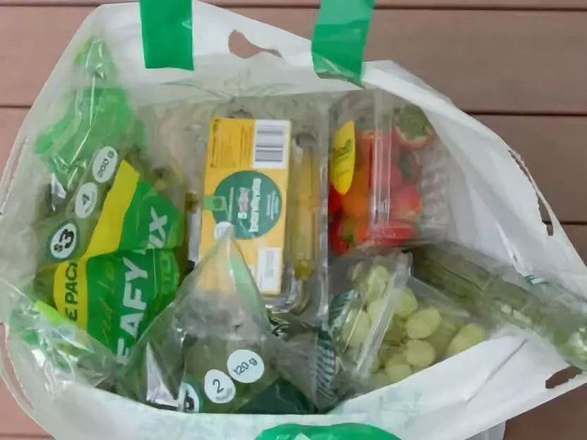 水果蔬菜将迎来“裸奔时代”？以后澳洲的超市或将取消塑料包装 - 1