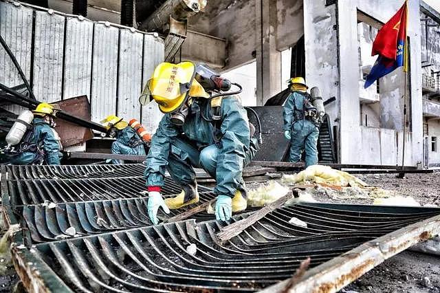 响水爆炸事故现场搜救工作正式结束 成功搜救出164人