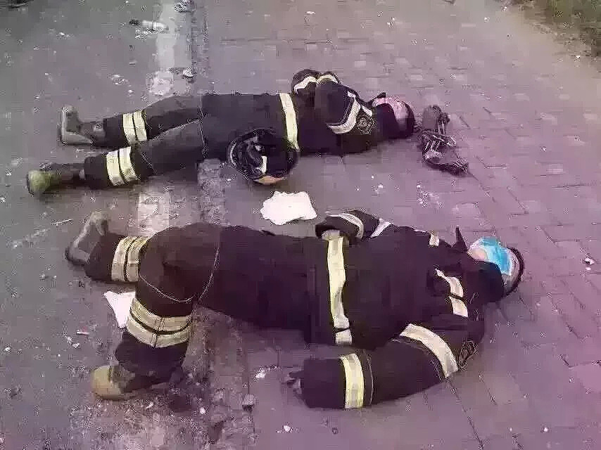 牺牲消防员最后的朋友圈曝光：其中有2位00后……（视频/组图） - 35