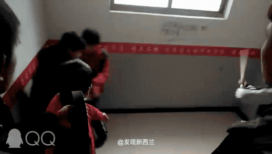 中国校园暴力再上热搜！国外硬核父母这样做（视频/组图） - 3