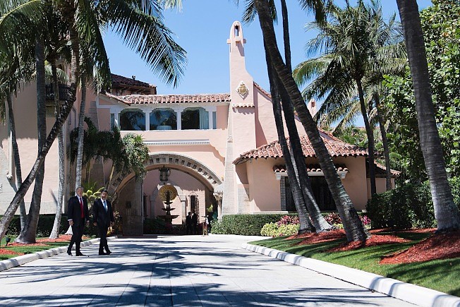 川普总统位于佛罗里达州棕櫊滩的海湖庄园（Mar-a-Lago）。 (Getty Images)

