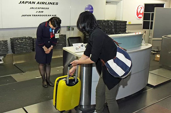 日本机场搬行李视频火了后，老外又开始疯狂迷恋这里的厕所了！（组图） - 1