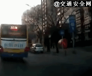 广州女学生被撞倒视频疯传，引发众怒！（视频/组图） - 13