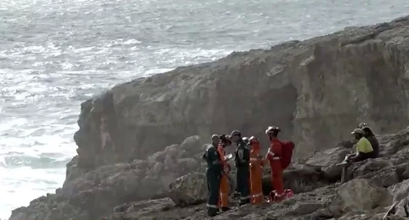 悲剧！中国游客全家惨死海外，拍照瞬间被5米高巨浪吞噬入海…别拿命发朋友圈（视频/组图） - 7