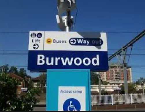 Burwood发生持刀抢劫案！疑澳洲华人遭抢：“两把刀顶在肚子上，差点扎进去！”（组图） - 13