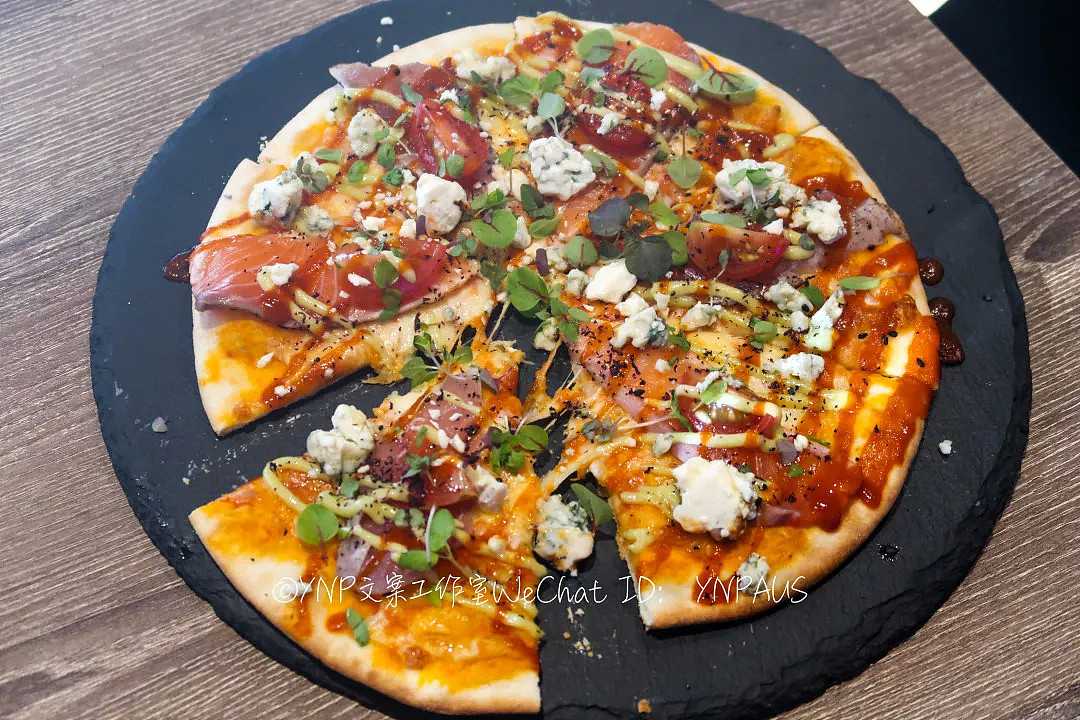 生鱼片Pizza，龙虾热狗，和牛寿司Taco卷 || 测评：由墨尔本开来悉尼的超火Fusion餐厅! - 68