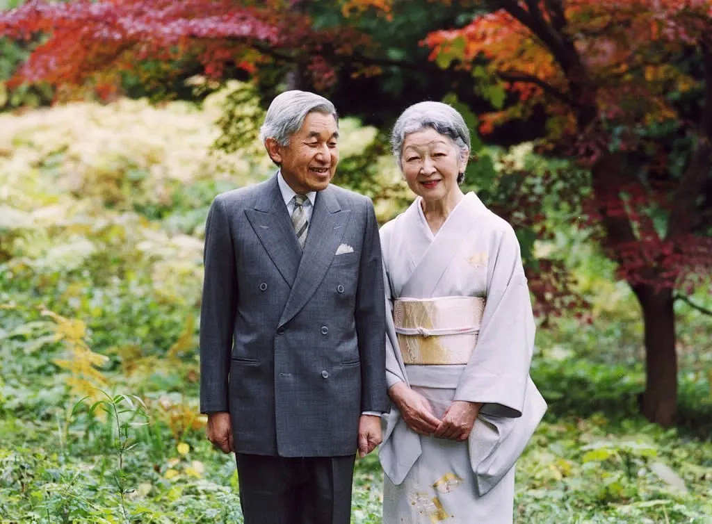 日本天皇退位，但日本皇室女性的相同命运，却一代代传了下来... - 3