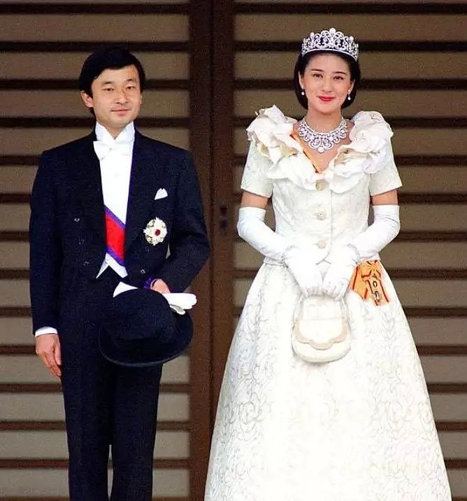 日本天皇退位，但日本皇室女性的相同命运，却一代代传了下来... - 20