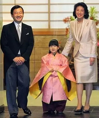 日本天皇退位，但日本皇室女性的相同命运，却一代代传了下来... - 27