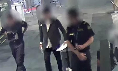 中国航班刚抵澳洲，两男子就被遣返！身份太吓人！海关权利升级！不配合后果严重！（组图） - 16