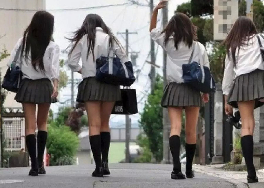 日本女生第一次“两性体验”在多少岁？调查结果绝对让你大吃一惊！（组图） - 2