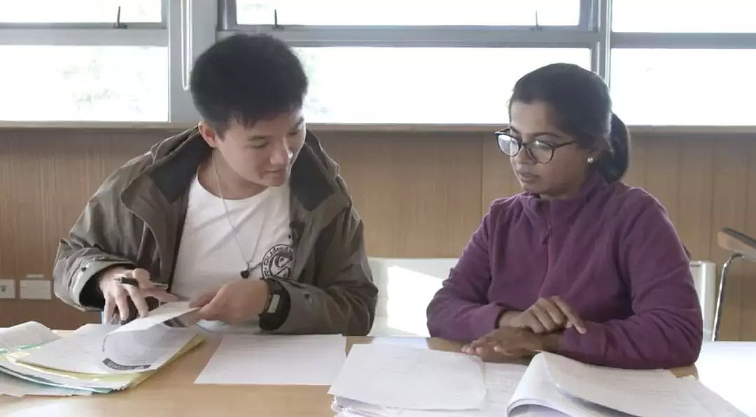 华裔神童成新西兰最年轻大学生，仍要妈妈陪上学（组图） - 7