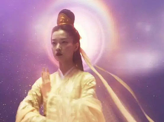 国际超模变烂片女王，演戏永远一个表情，奚梦瑶正在走她的老路（视频/组图） - 10