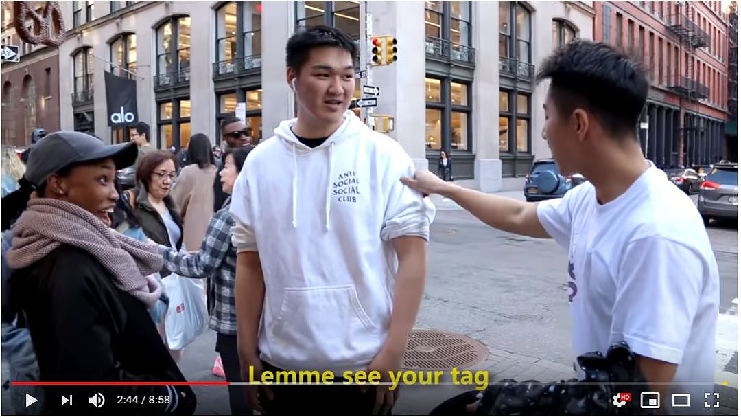 在美国街头卖假Bape，用中国人身份做低素质的事，这个华裔YouTuber引众怒（组图） - 13