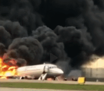 俄一国产客机起火迫降！飞机像