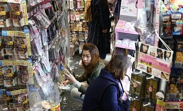 他开了家烂店，天天跟顾客对着干，年赚569亿！（组图） - 25