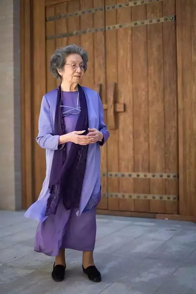 95岁裸捐3568万给中国学生，她才是华人女神（组图） - 16