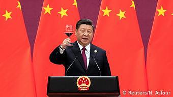 China Seidenstraße l Chinas Xi kündigt mehr als 64 Milliarden US-Dollar bei Belt- und Road-Deals an (Reuters/N. Asfour)