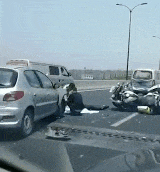 痛心！24岁辅警被撞牺牲！肇事司机这个举动惹众怒…（视频/组图） - 2
