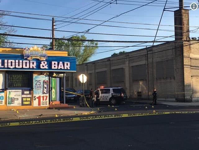 美国新泽西州一酒吧发生枪击事件 至少10人受伤（图） - 1