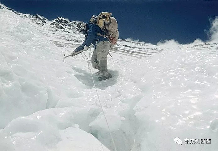 珠峰上都堵成这样了，全球登顶第一人要是知道，绝对躺不住了…（组图） - 11