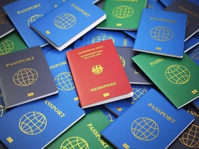 为什么澳洲护照是蓝色，中国内地护照是红色？这些小秘密你知道吗？（组图） - 1