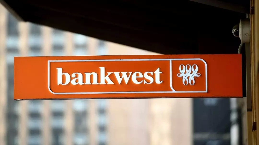 重磅！澳洲央行本周降息可能性上升到92%！六大银行50家贷款机构降低利率，明年澳洲房价上涨3% - 17