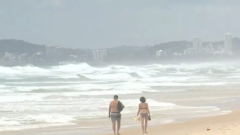 悉尼进入狂风雷暴雨模式！1天下1个月的雨，连下3天！冰雹、洪水席卷全澳 - 31